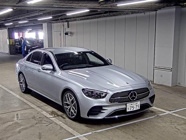 156 Mercedes benz E class 213077C 2020 г. (ZIP Osaka)